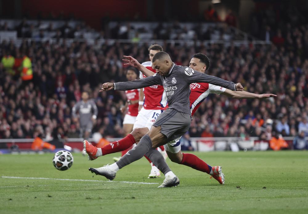 从后防线的 从后防线的